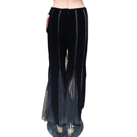JS collections NWT black velvet bell bottom pants with sheer pant leg inlay sz 4 - Picture 13 of 14